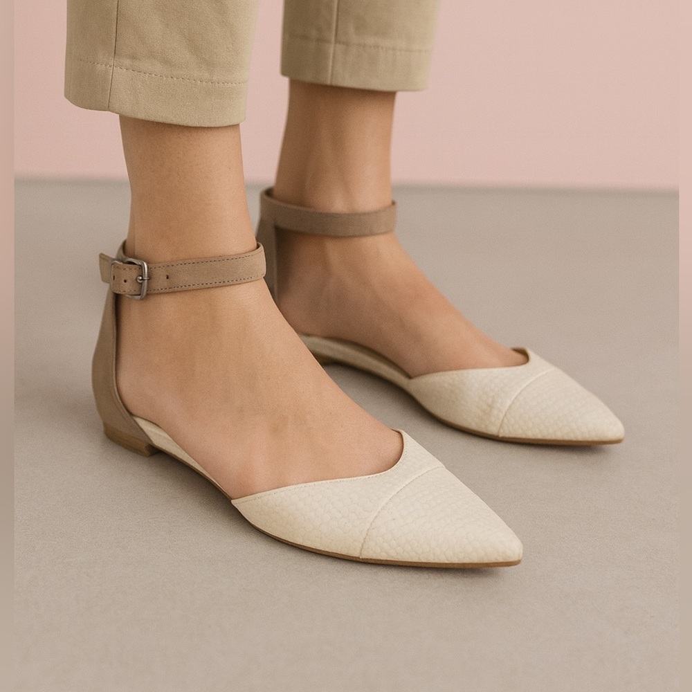Chic Two-Tone Ankle Strap Flats